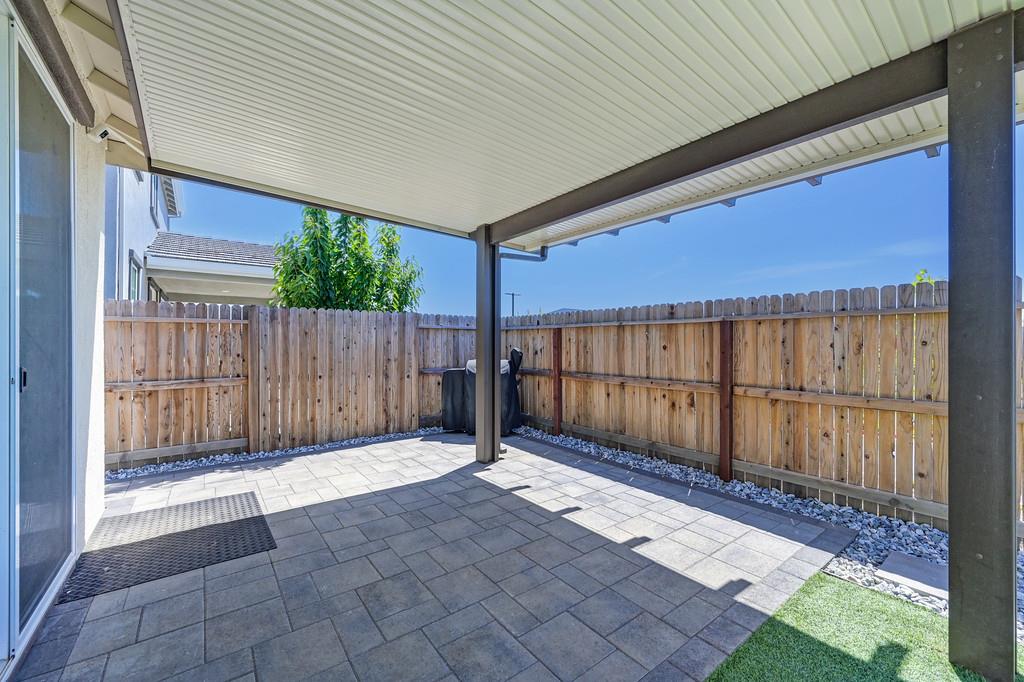 Sienna Bluff Place, Folsom, California image 41