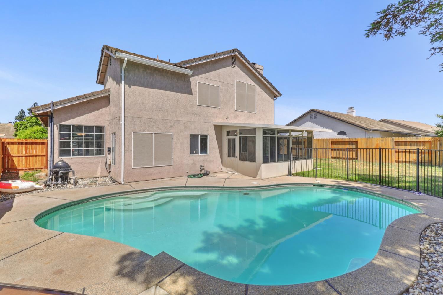 Thornbridge Drive, Galt, California image 32