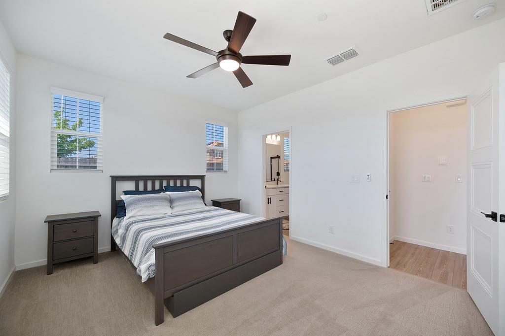 Sienna Bluff Place, Folsom, California image 31