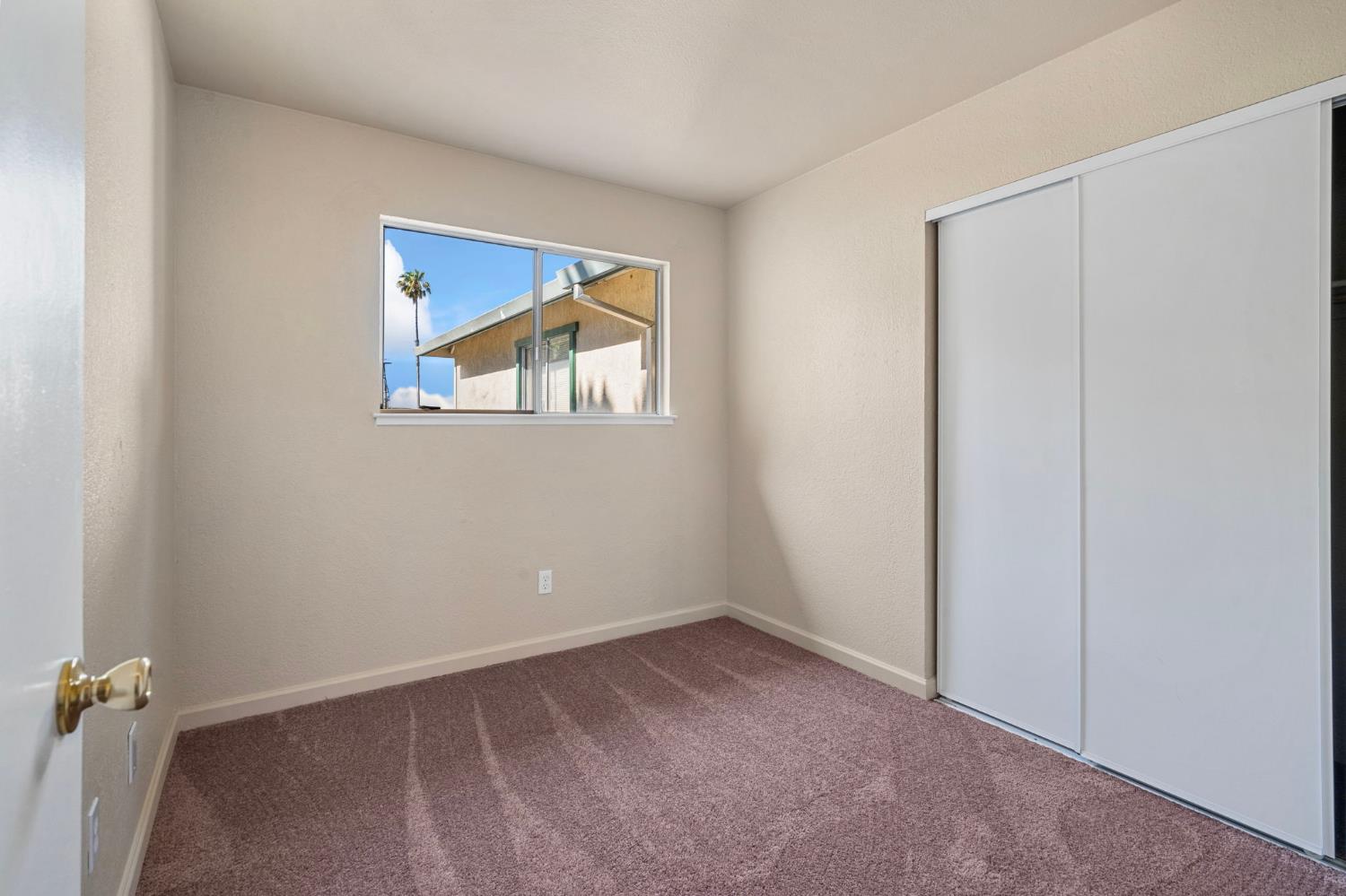Oak Court, Tracy, California image 22