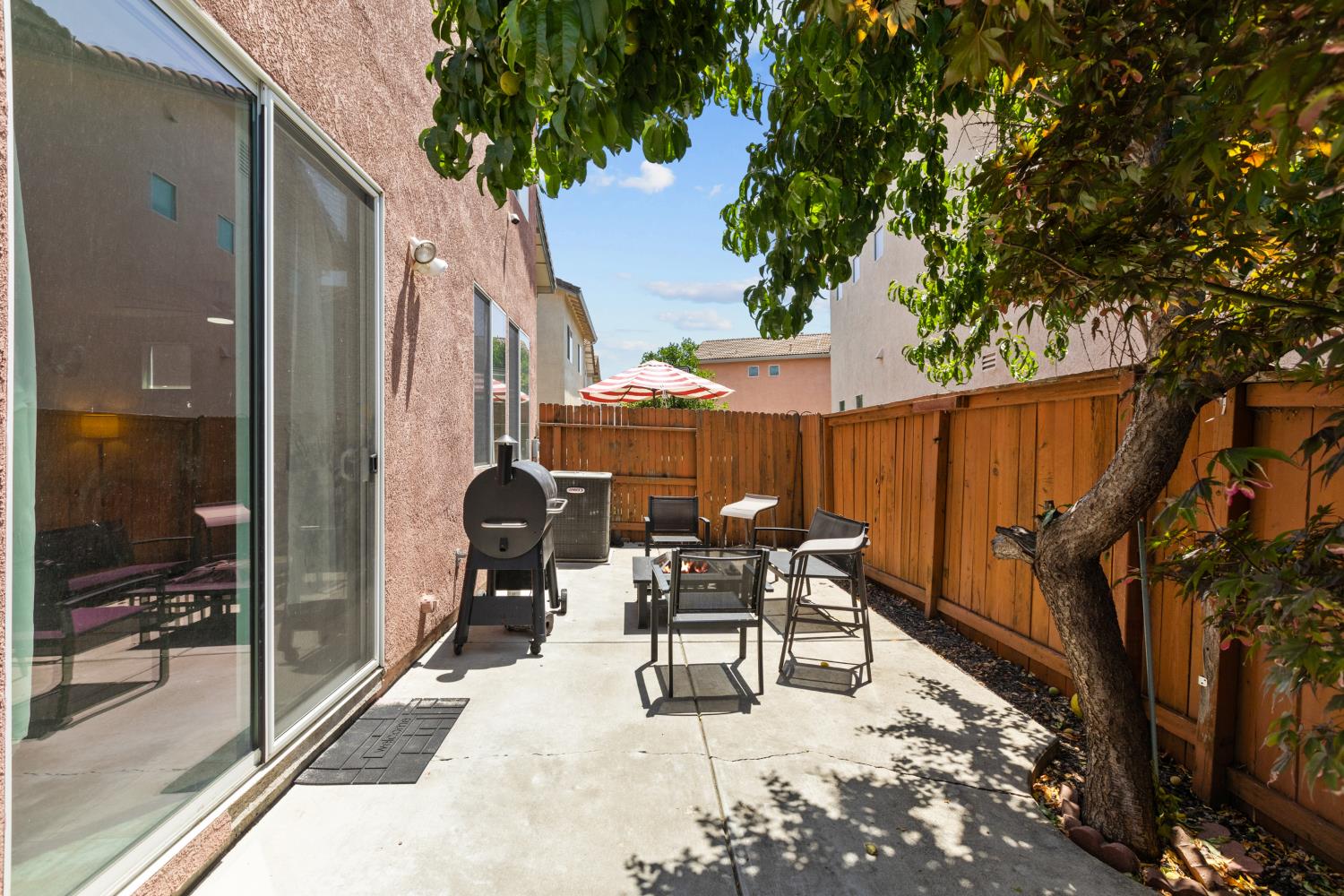 Marrissey Lane, Sacramento, California image 25