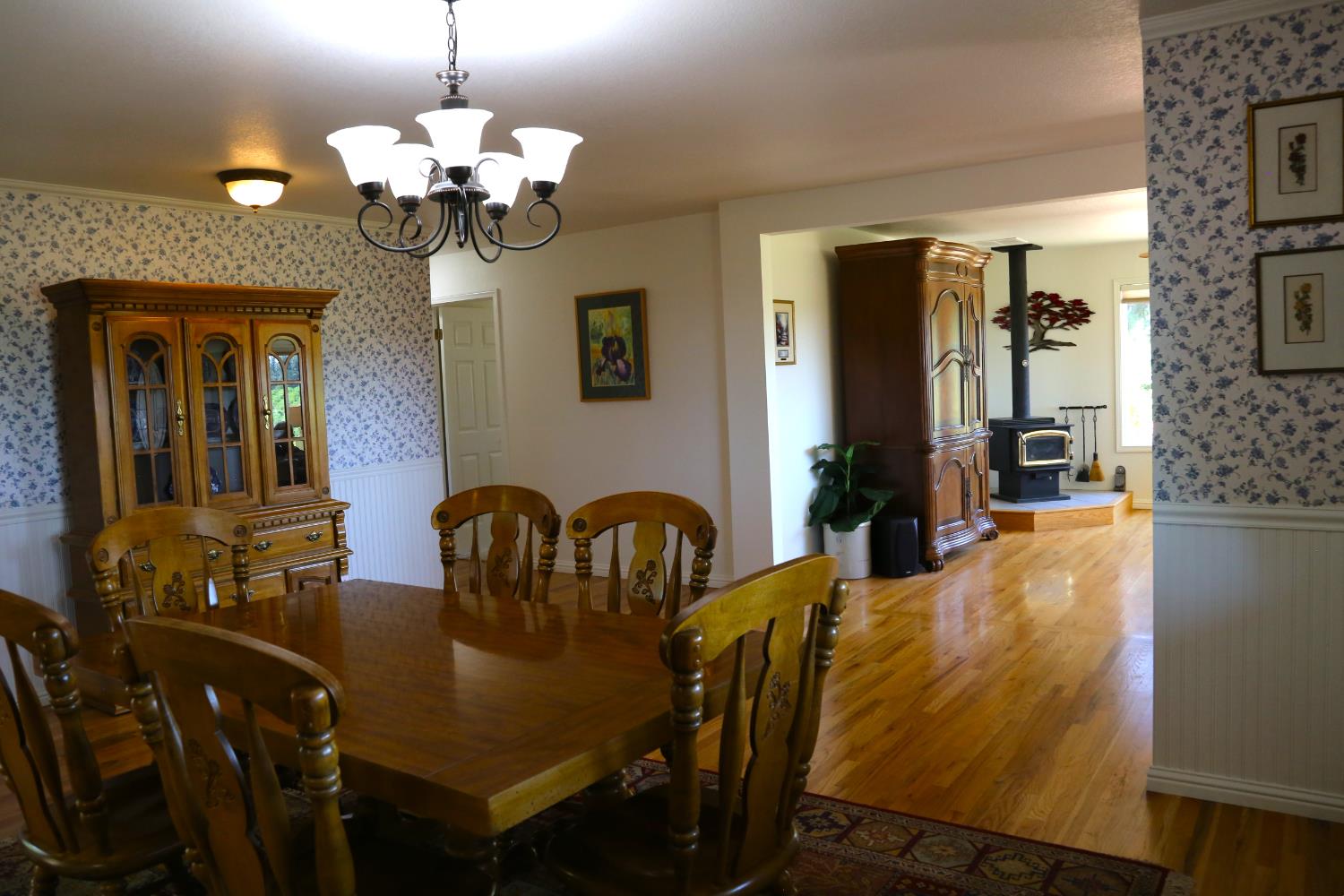 Detail Gallery Image 20 of 78 For 2300 Larsen Dr, Camino,  CA 95709 - 4 Beds | 2 Baths