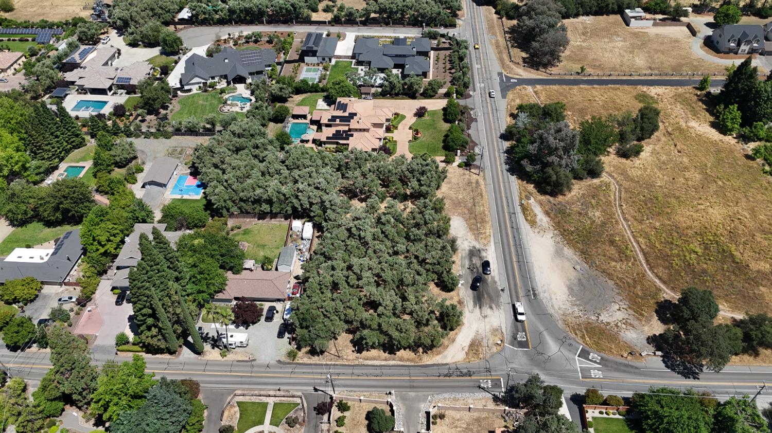 Barton Rd, Granite Bay, California image 4