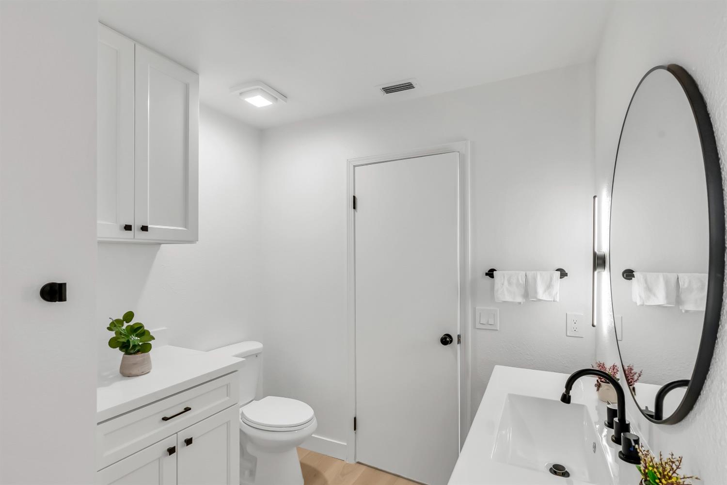Detail Gallery Image 44 of 57 For 7213 Tiant Way, Elk Grove,  CA 95758 - 3 Beds | 2/1 Baths