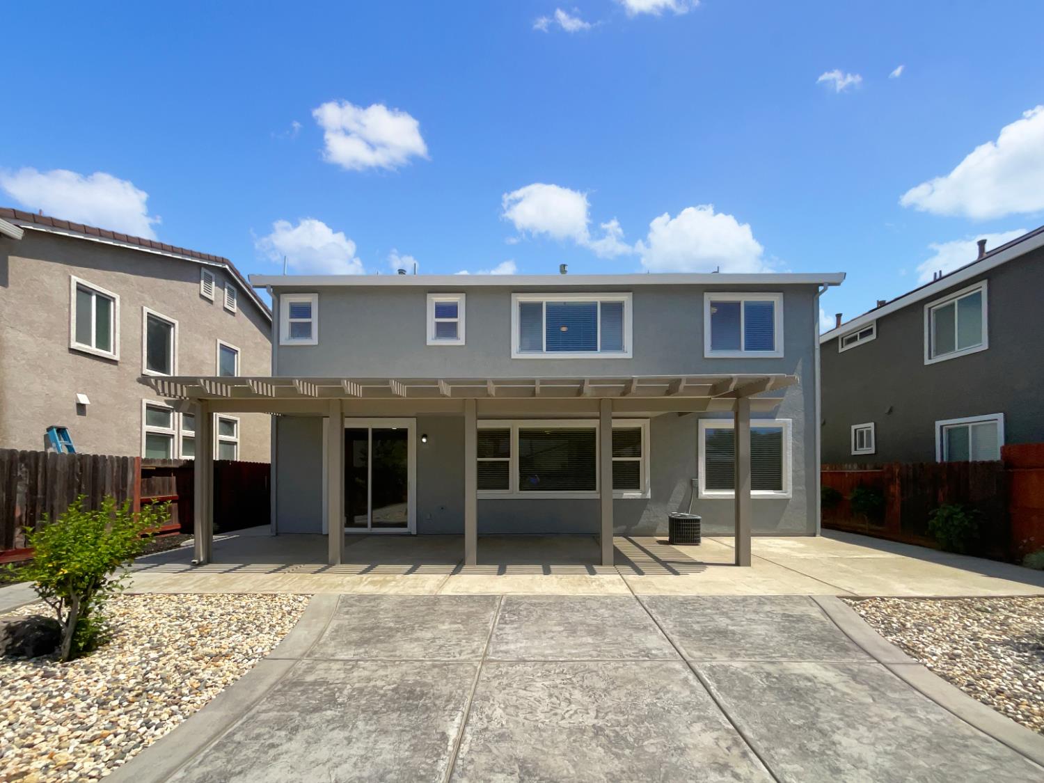 Monte Vista Court, West Sacramento, California image 8