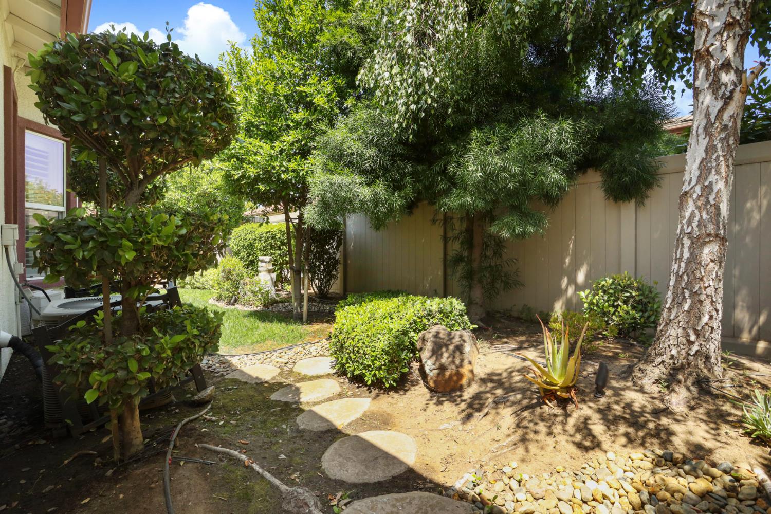 Detail Gallery Image 48 of 74 For 2424 Ashbridge Ln, Manteca,  CA 95336 - 2 Beds | 2/1 Baths