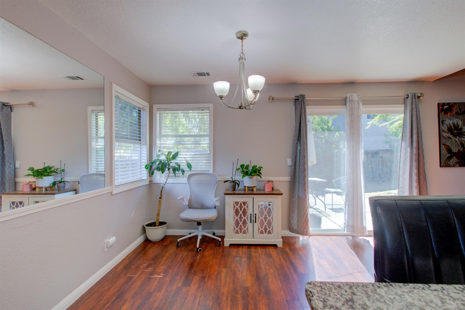 Crestwood Avenue, Manteca, California image 9