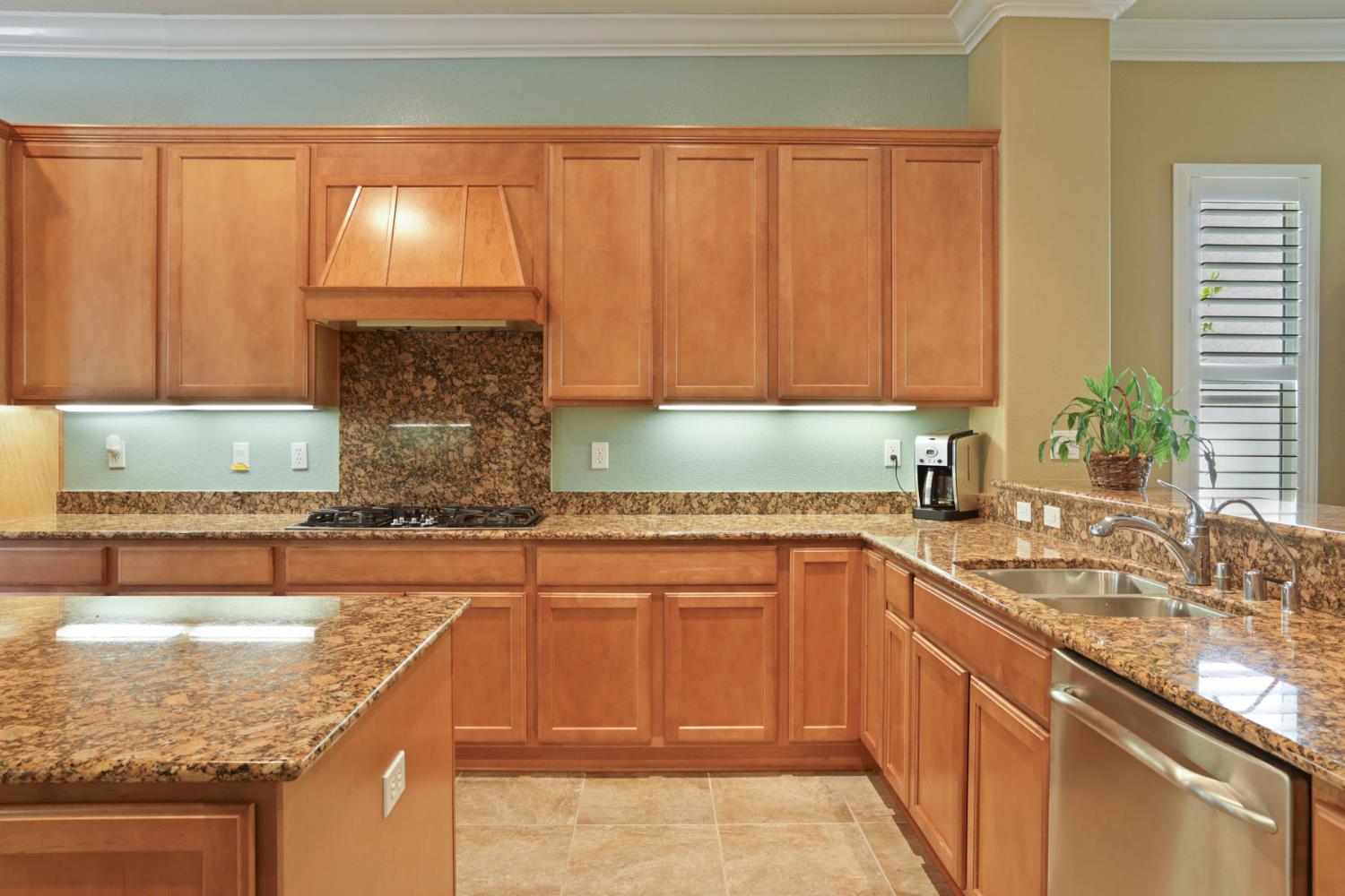 Detail Gallery Image 26 of 74 For 2424 Ashbridge Ln, Manteca,  CA 95336 - 2 Beds | 2/1 Baths