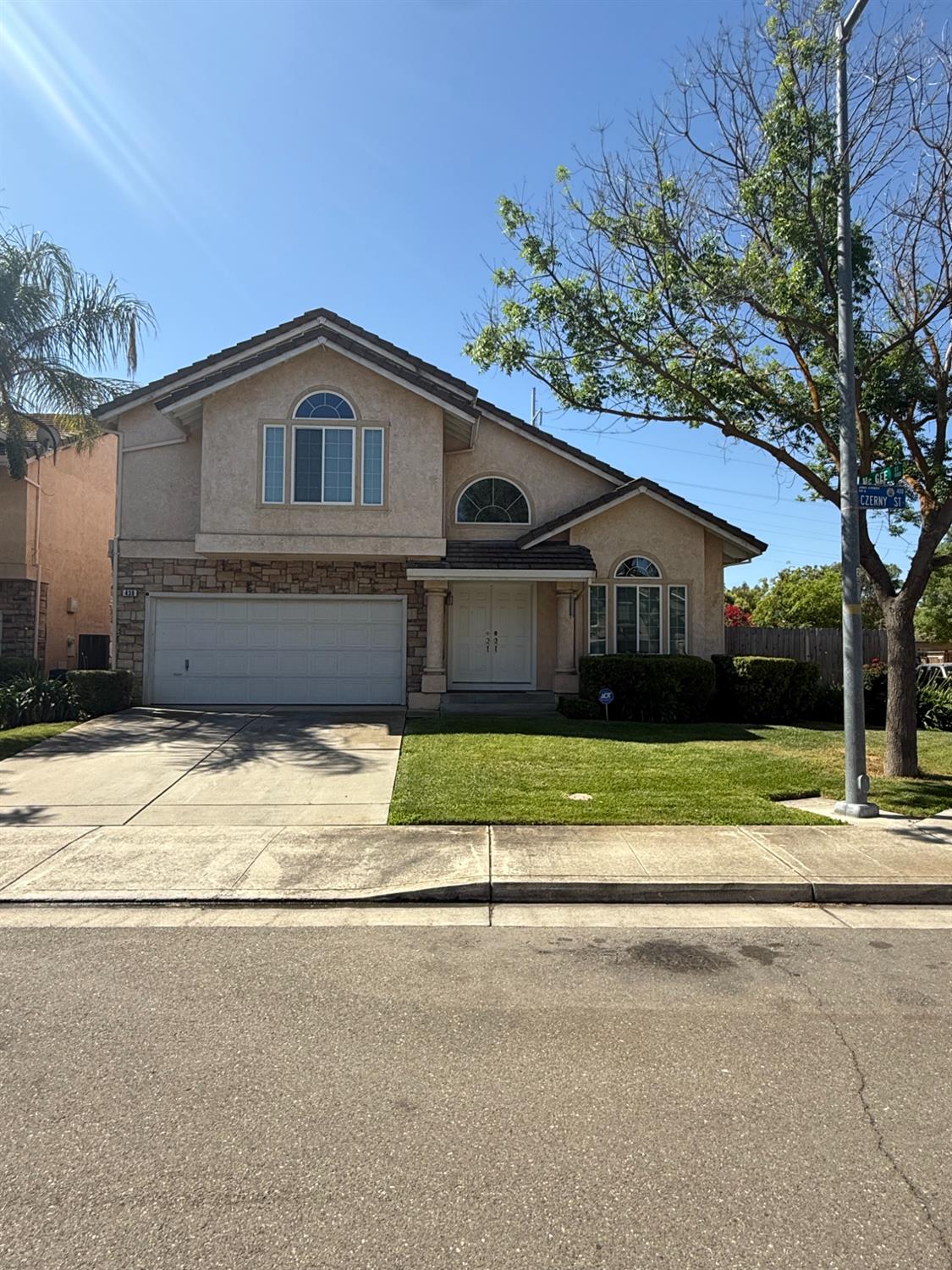 N Czerny Street, Tracy, California image 2