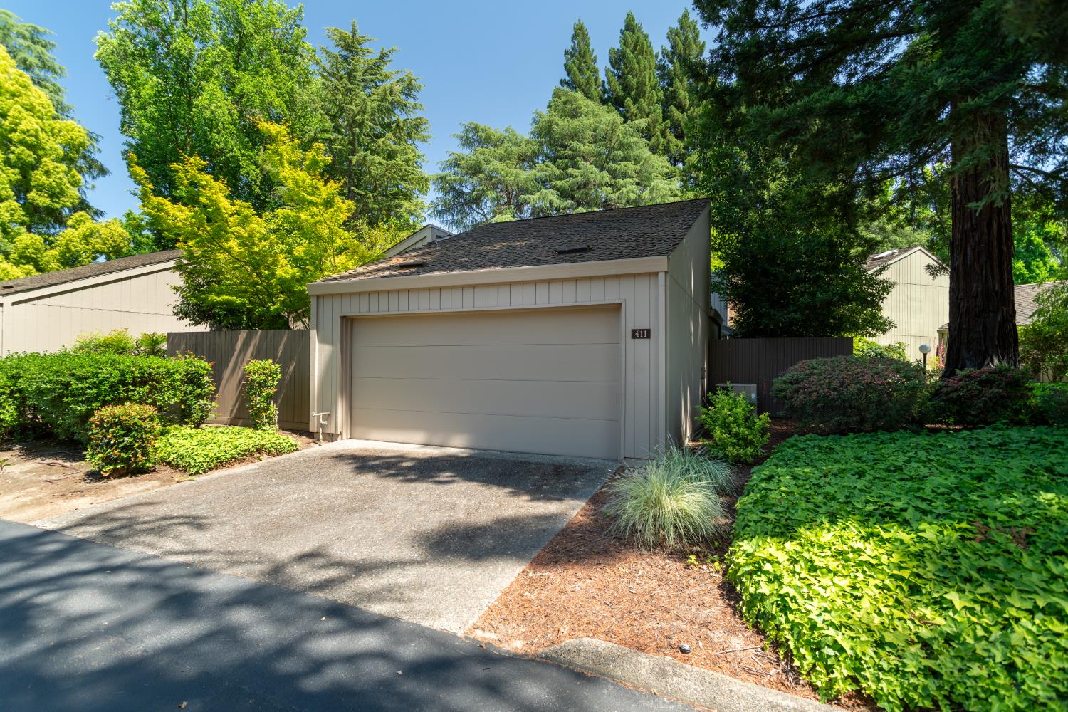 Dunbarton Circle, Sacramento, California image 41