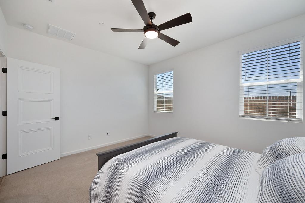 Sienna Bluff Place, Folsom, California image 33