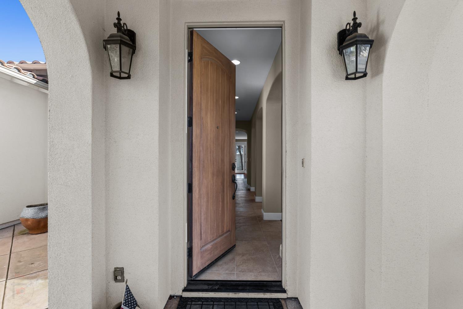 Huckleberry Court, Tracy, California image 7