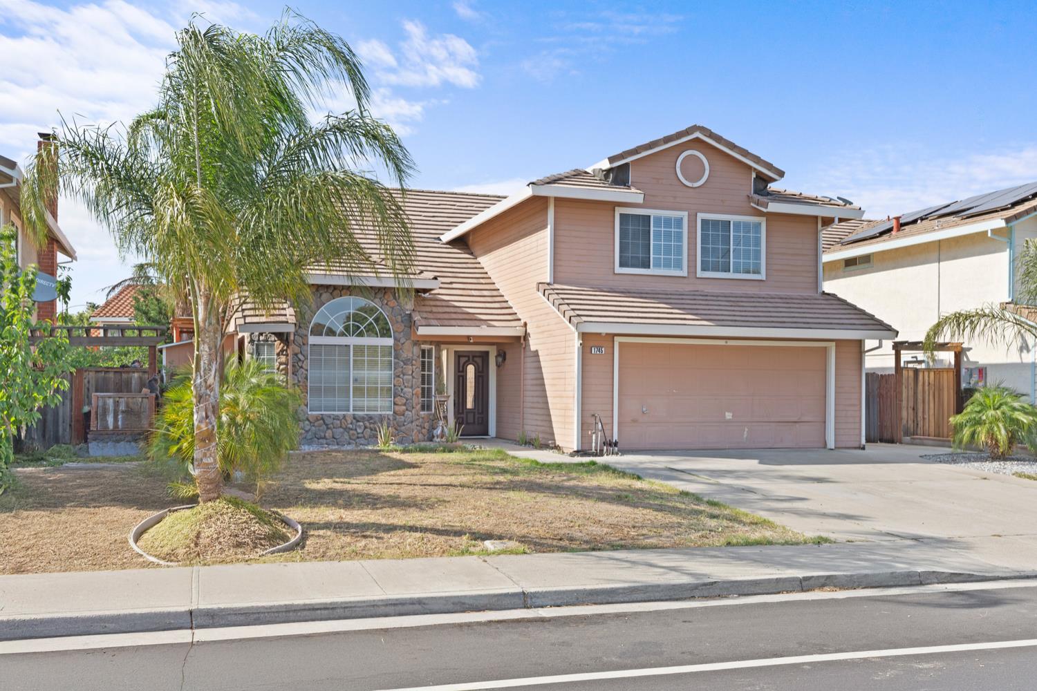 Parkside Drive, Tracy, California image 2
