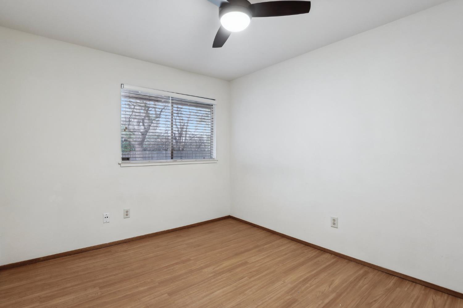 Woodstock Way, Sacramento, California image 19