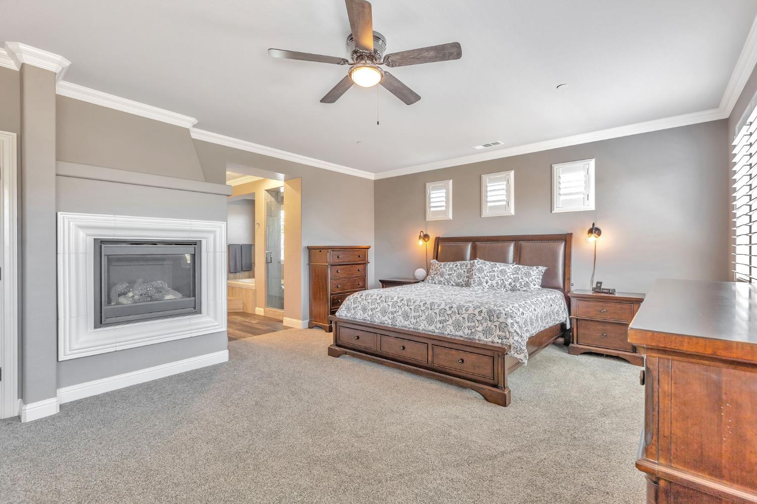 Detail Gallery Image 21 of 45 For 1088 Broken Spoke Ln, Roseville,  CA 95747 - 5 Beds | 4/1 Baths