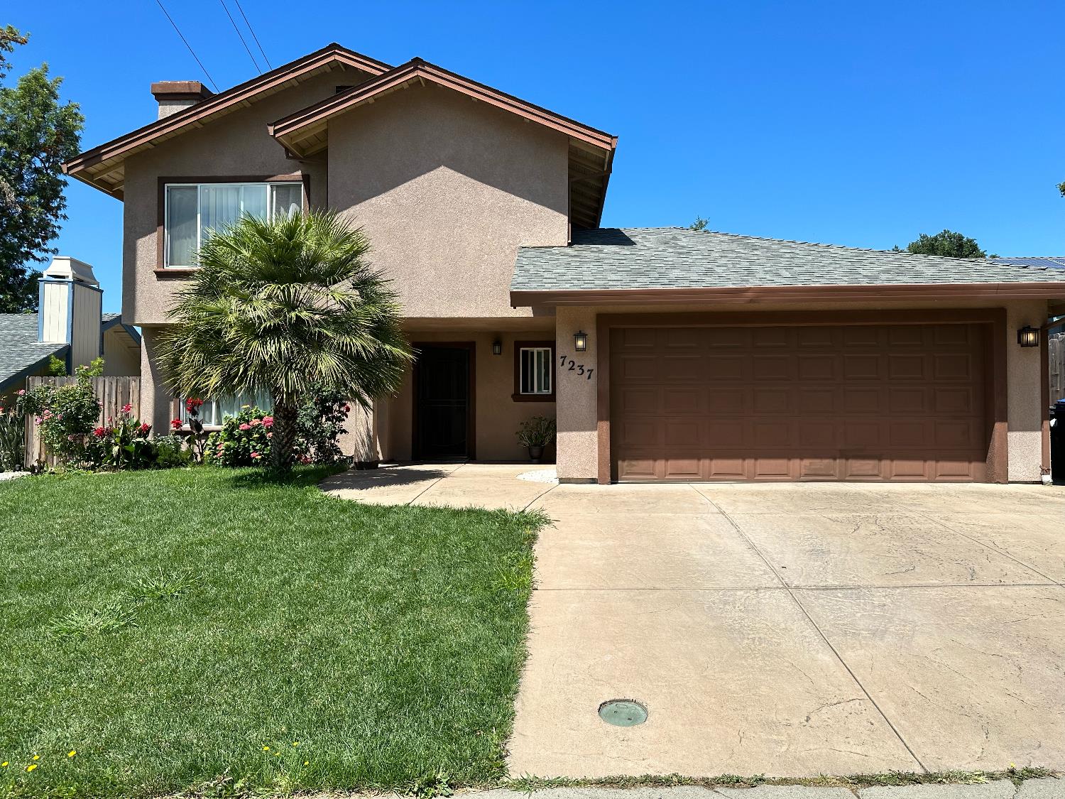 Holworthy Way, Sacramento, California image 1