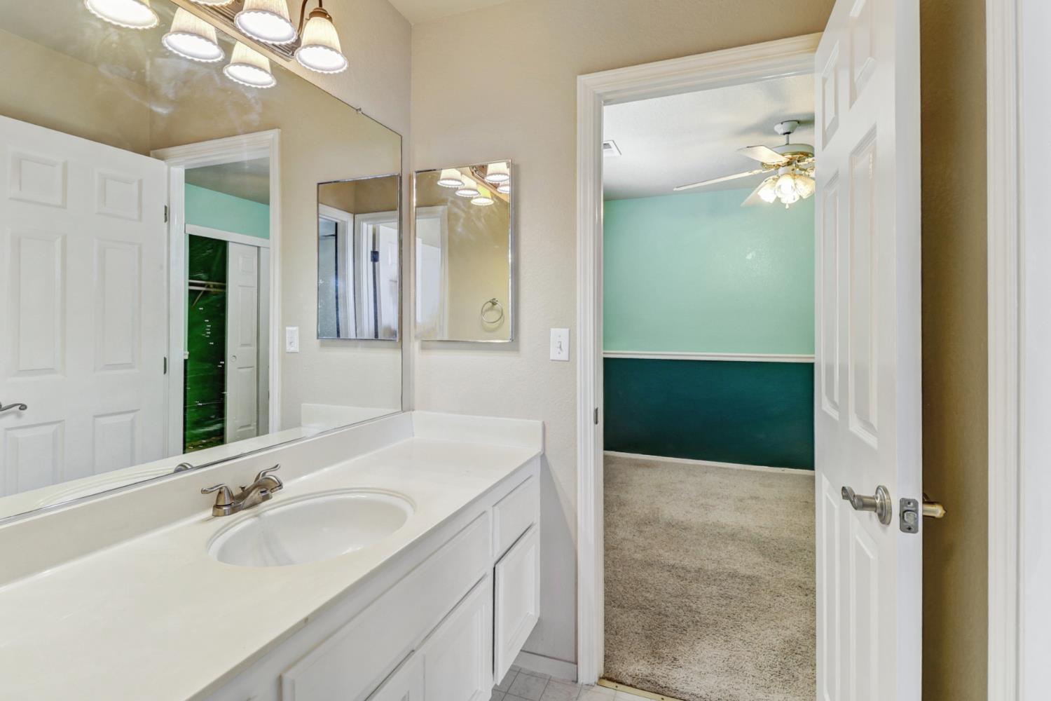 Thornbridge Drive, Galt, California image 21