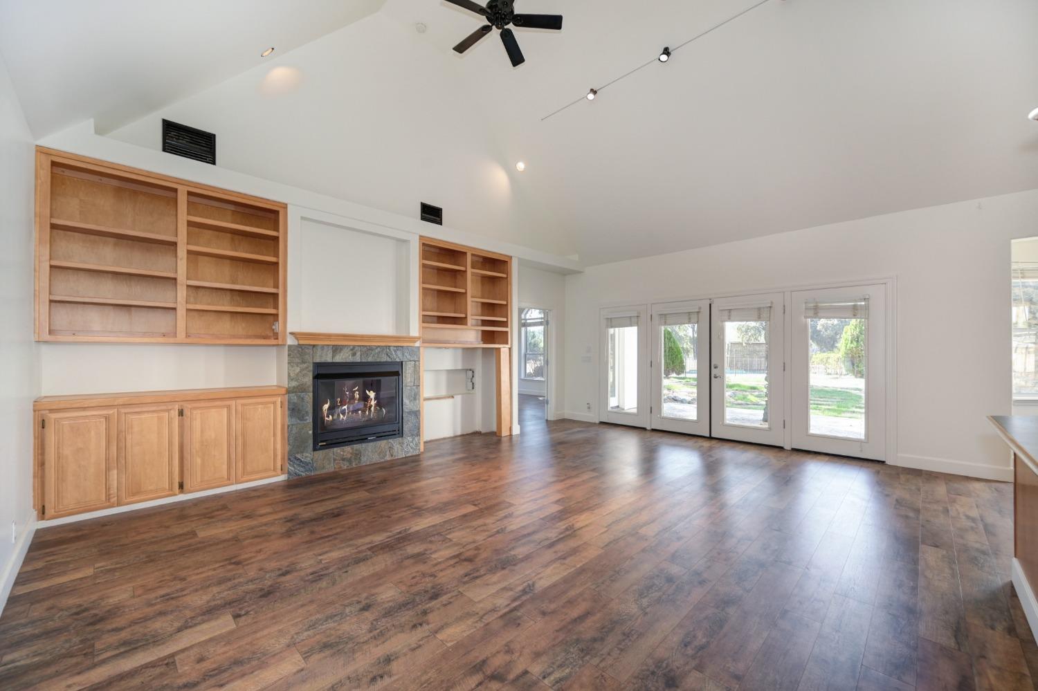 Gray Oak Drive, Rough and Ready, California image 11
