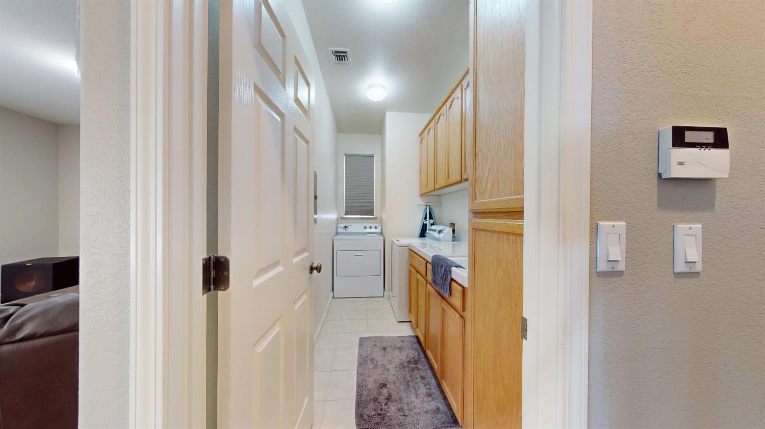 Avignon Lane, Modesto, California image 9