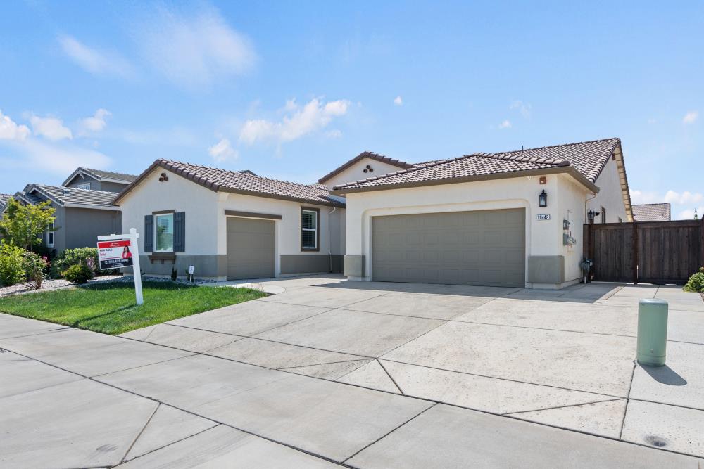 Montaria Way, Elk Grove, California image 3