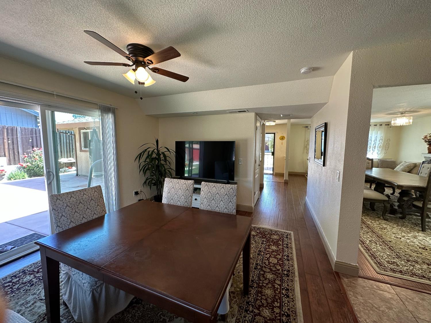 Holworthy Way, Sacramento, California image 17