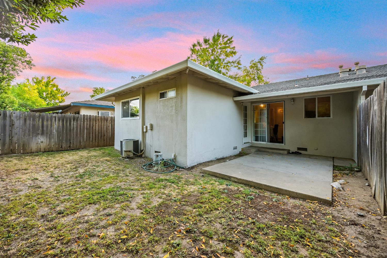 1422 Topaz Way, Sacramento, California image 13