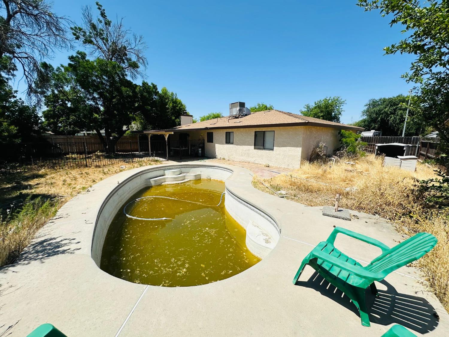 W Malibu Avenue, Fresno, California image 15