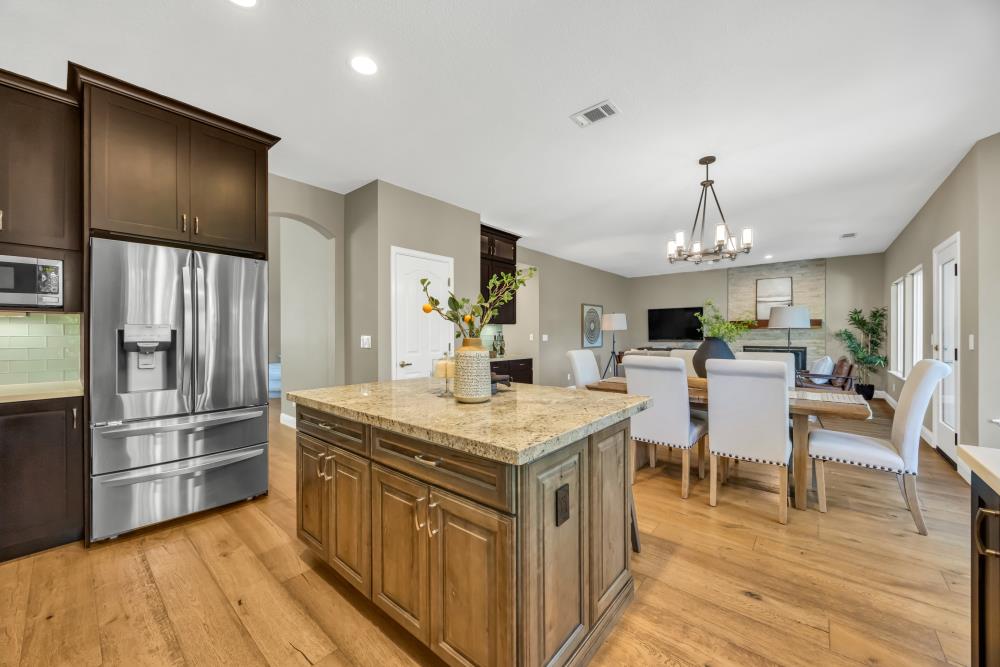 Luna Cir Circle, Folsom, California image 12