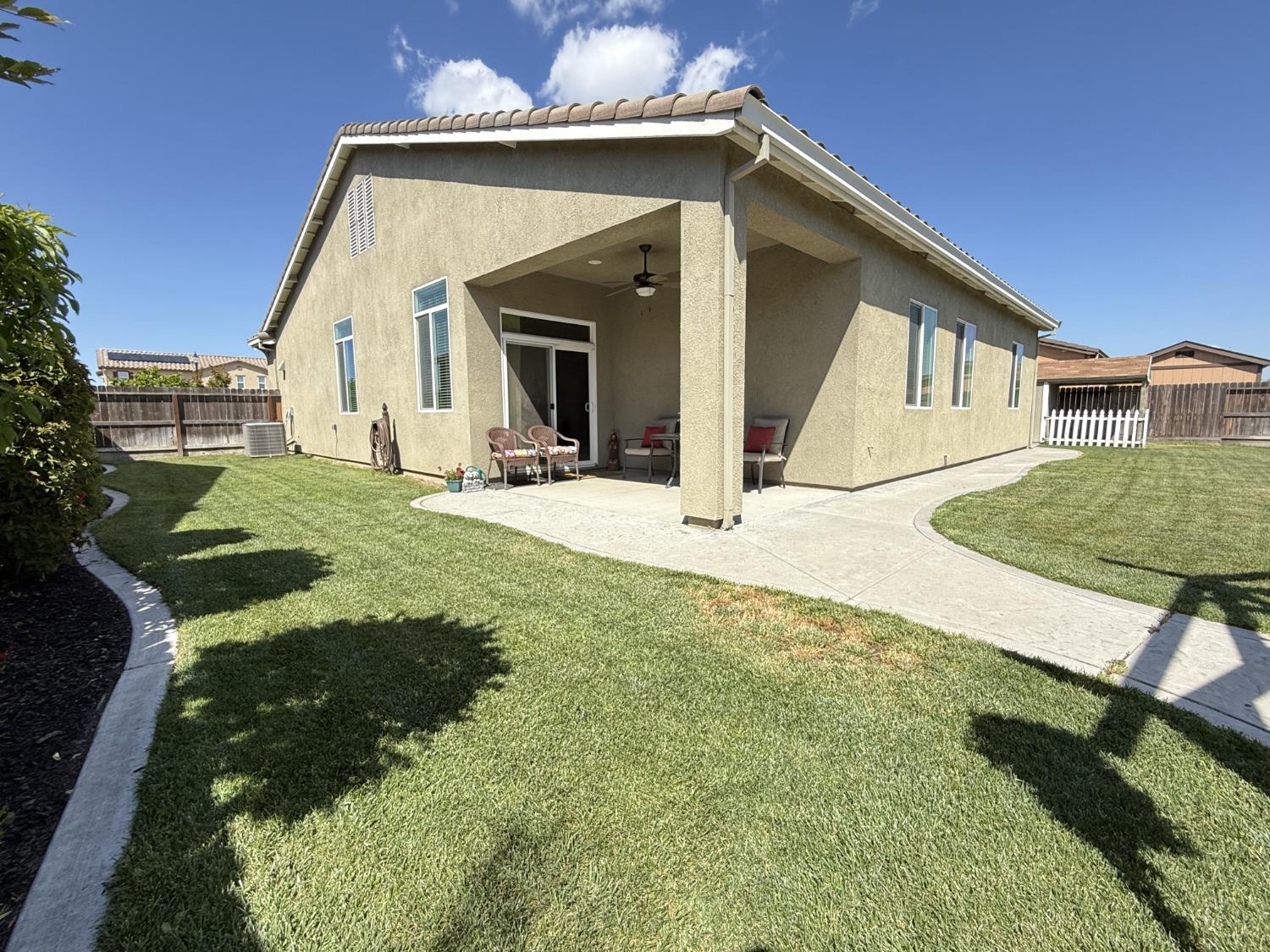 W Woodward Avenue, Manteca, California image 16