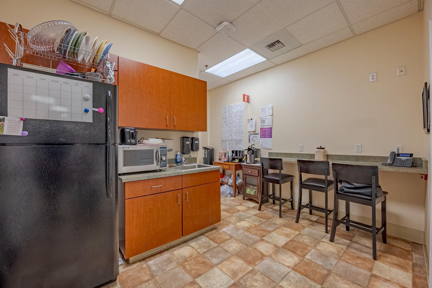 Detail Gallery Image 30 of 32 For 410 E Yosemite Ave #B,  Merced,  CA 95340 - – Beds | – Baths