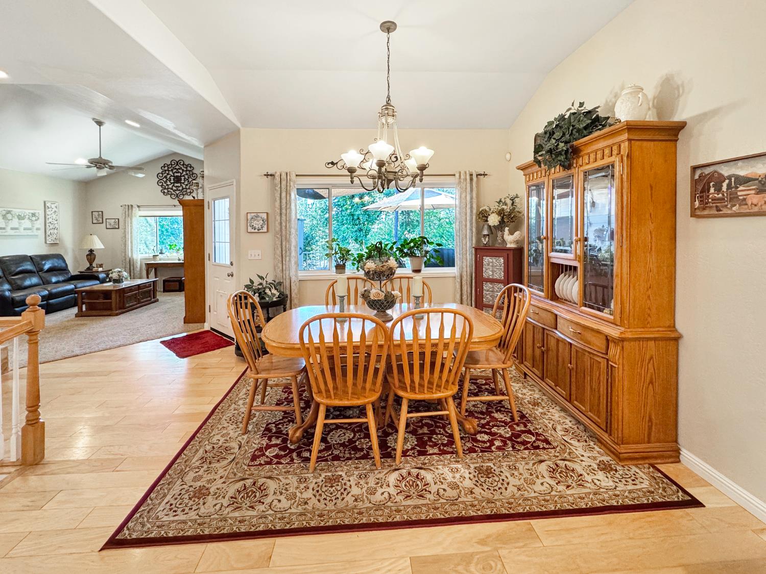 Upper Circle Drive, Grass Valley, California image 13