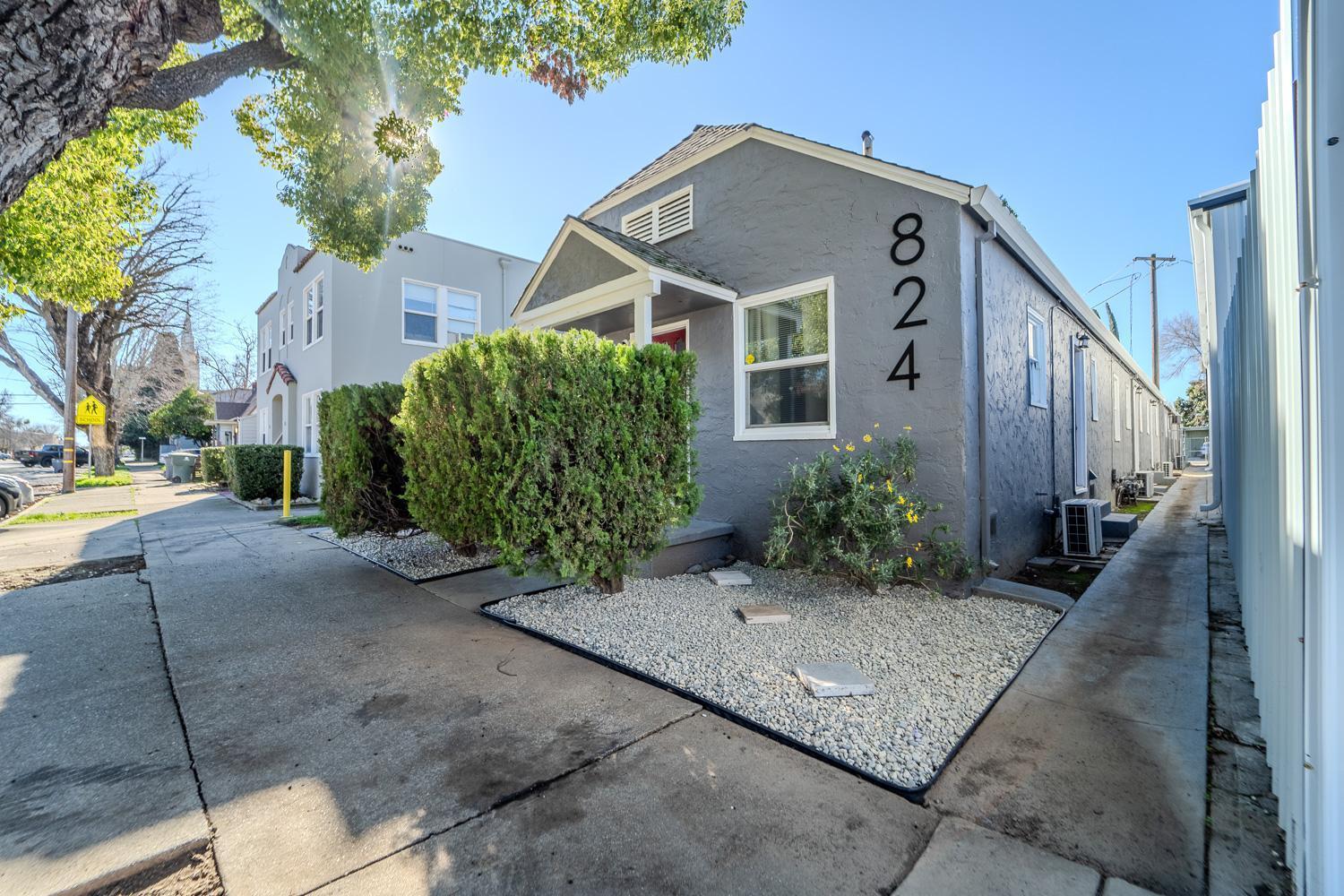 C And Oak Street, Marysville, California image 16