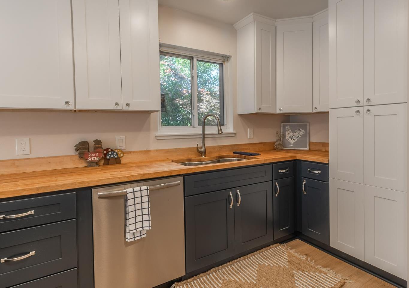 Laurel Avenue, Olivehurst, California image 15
