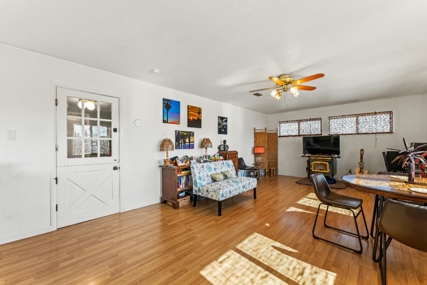Rosemary Circle, Sacramento, California image 9