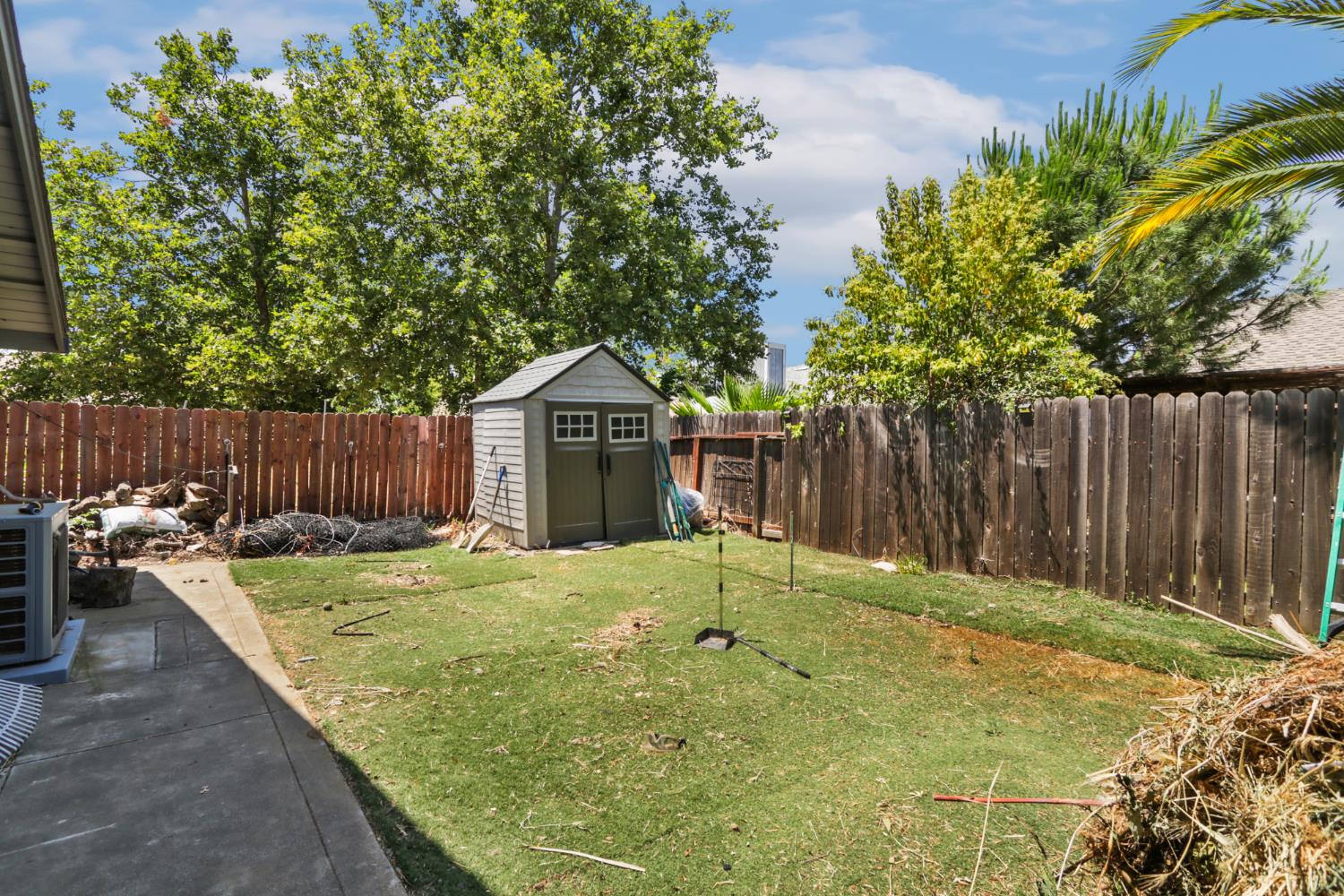 Misty Meadow Way, Elk Grove, California image 33