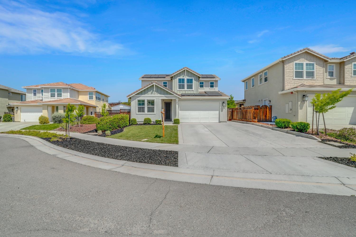 Arrowbrook Court, Lathrop, California image 3