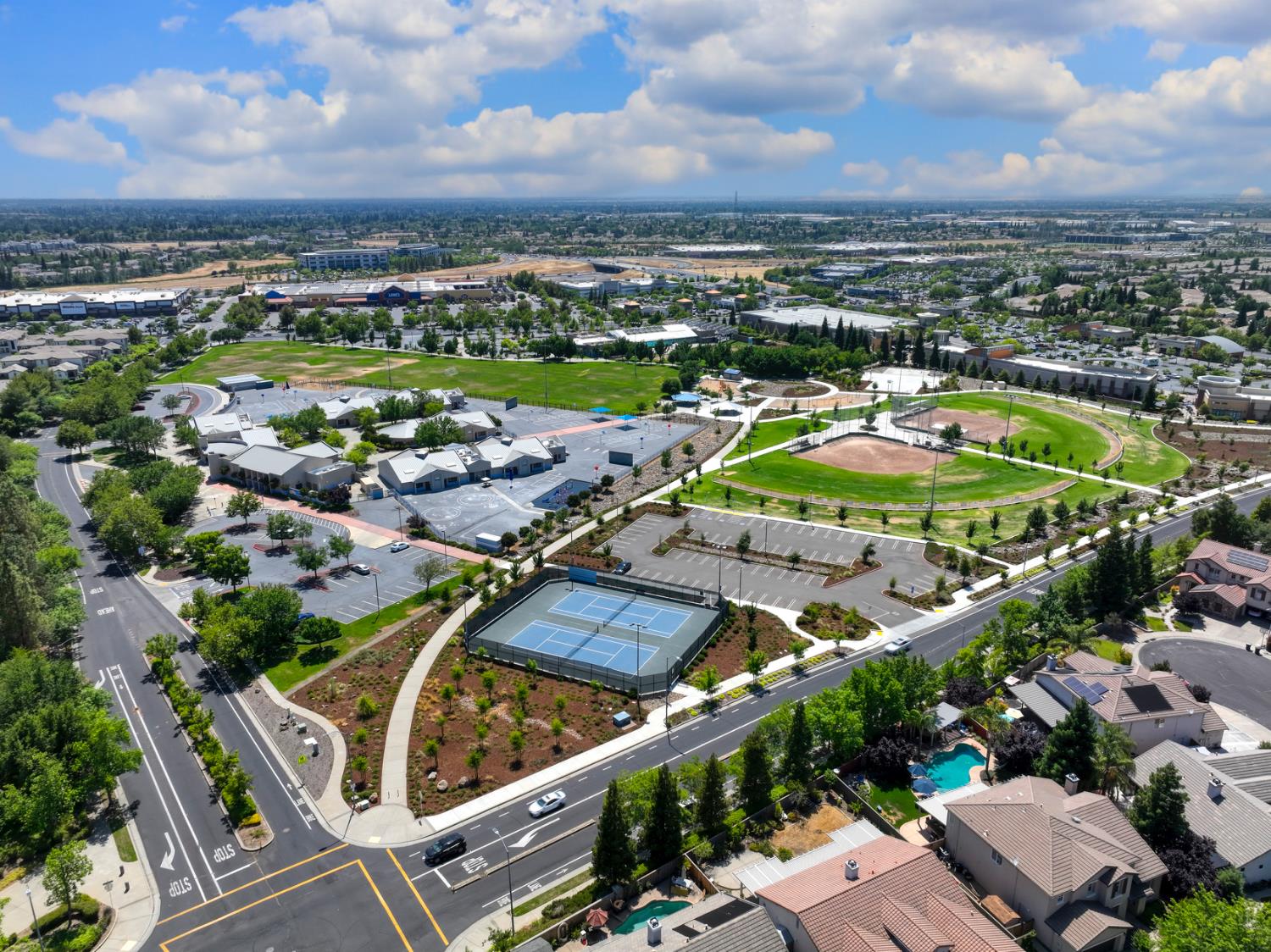 Alder Park Circle, Roseville, California image 32