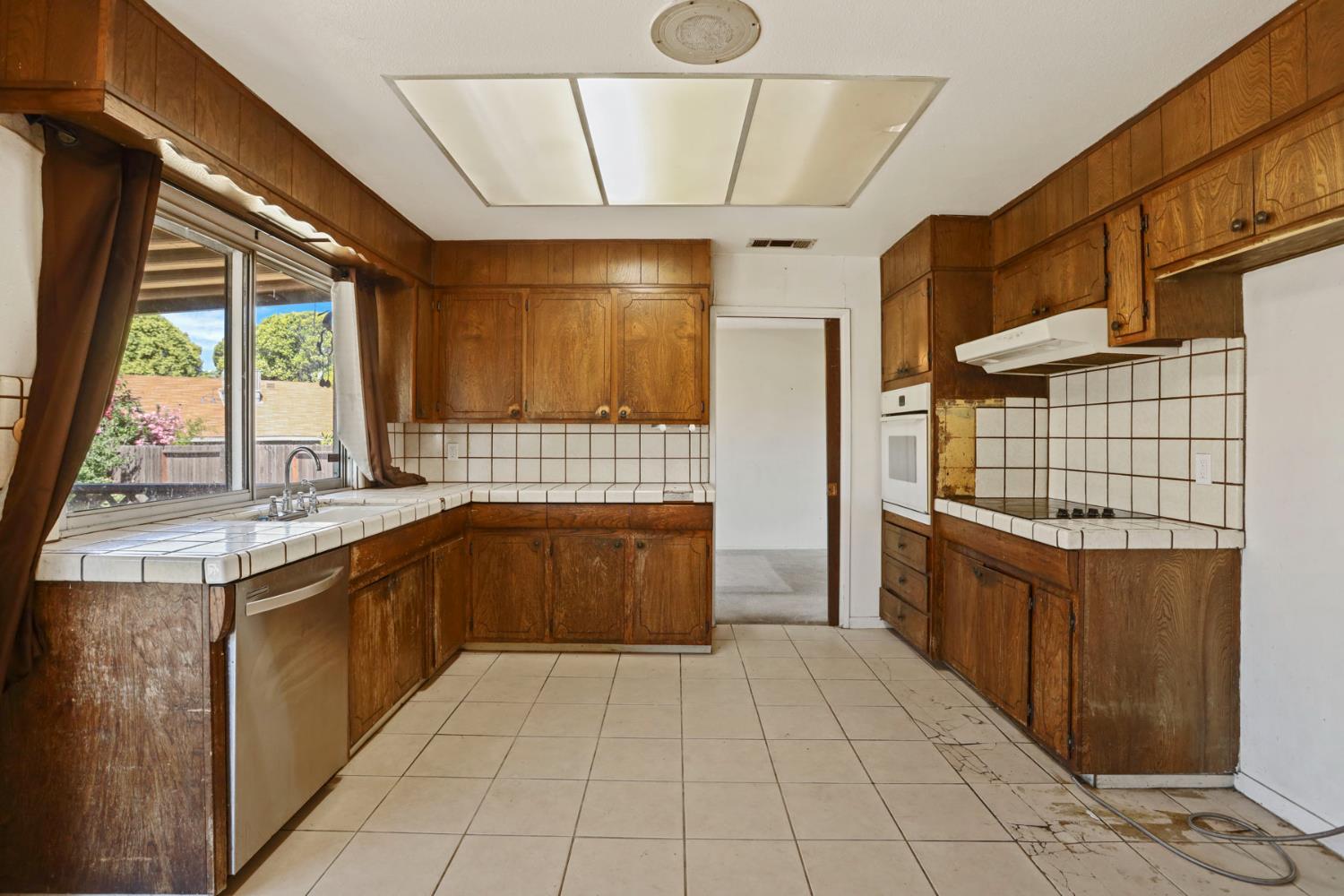 Winston Drive, Stockton, California image 11