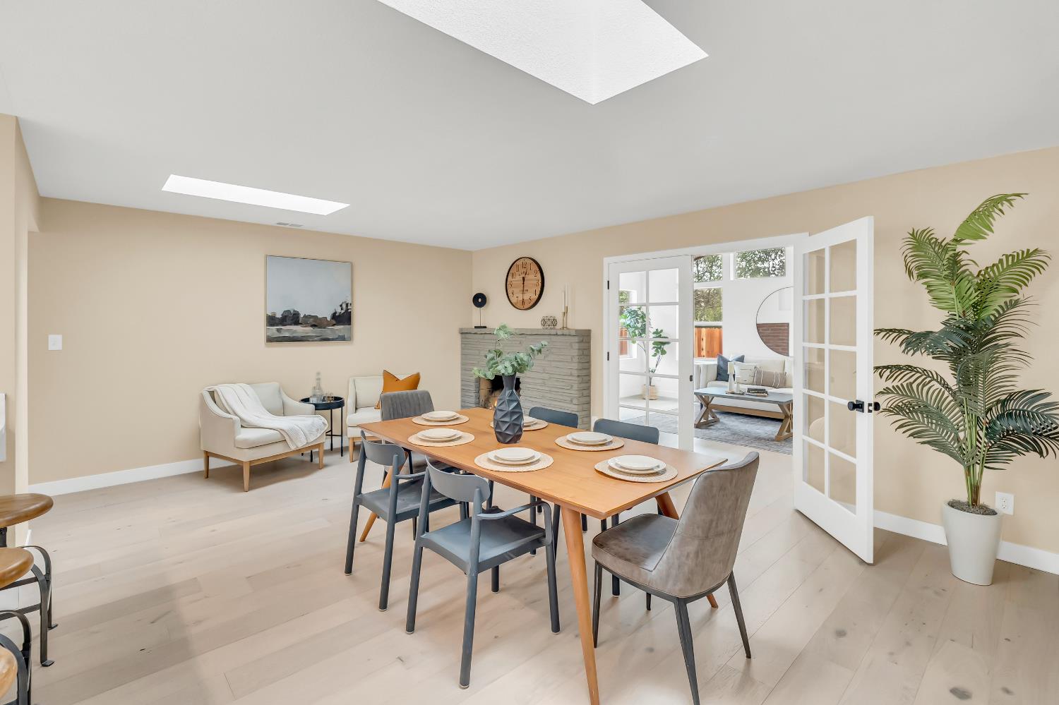 Widgeon Way, Fair Oaks, California image 19