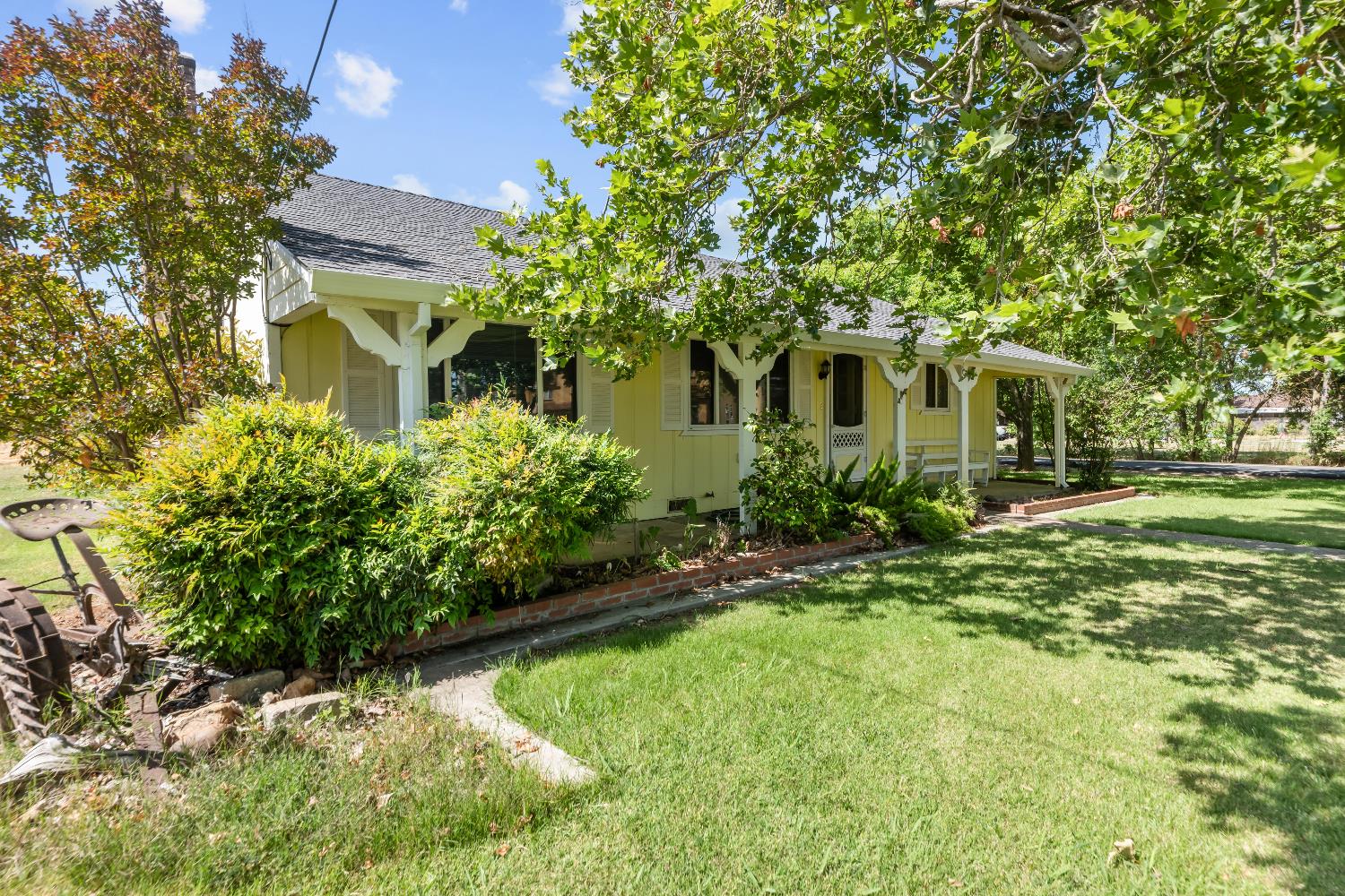 Davis Road, West Sacramento, California image 10