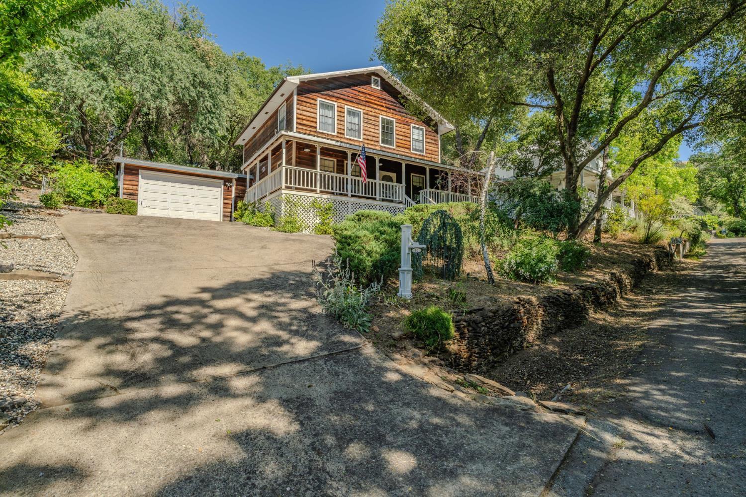Greenstone Terrace, Sutter Creek, California image 2
