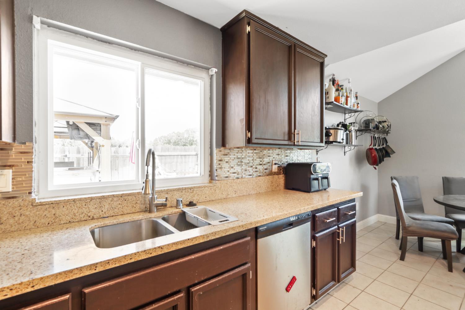 Misty Meadow Way, Elk Grove, California image 8