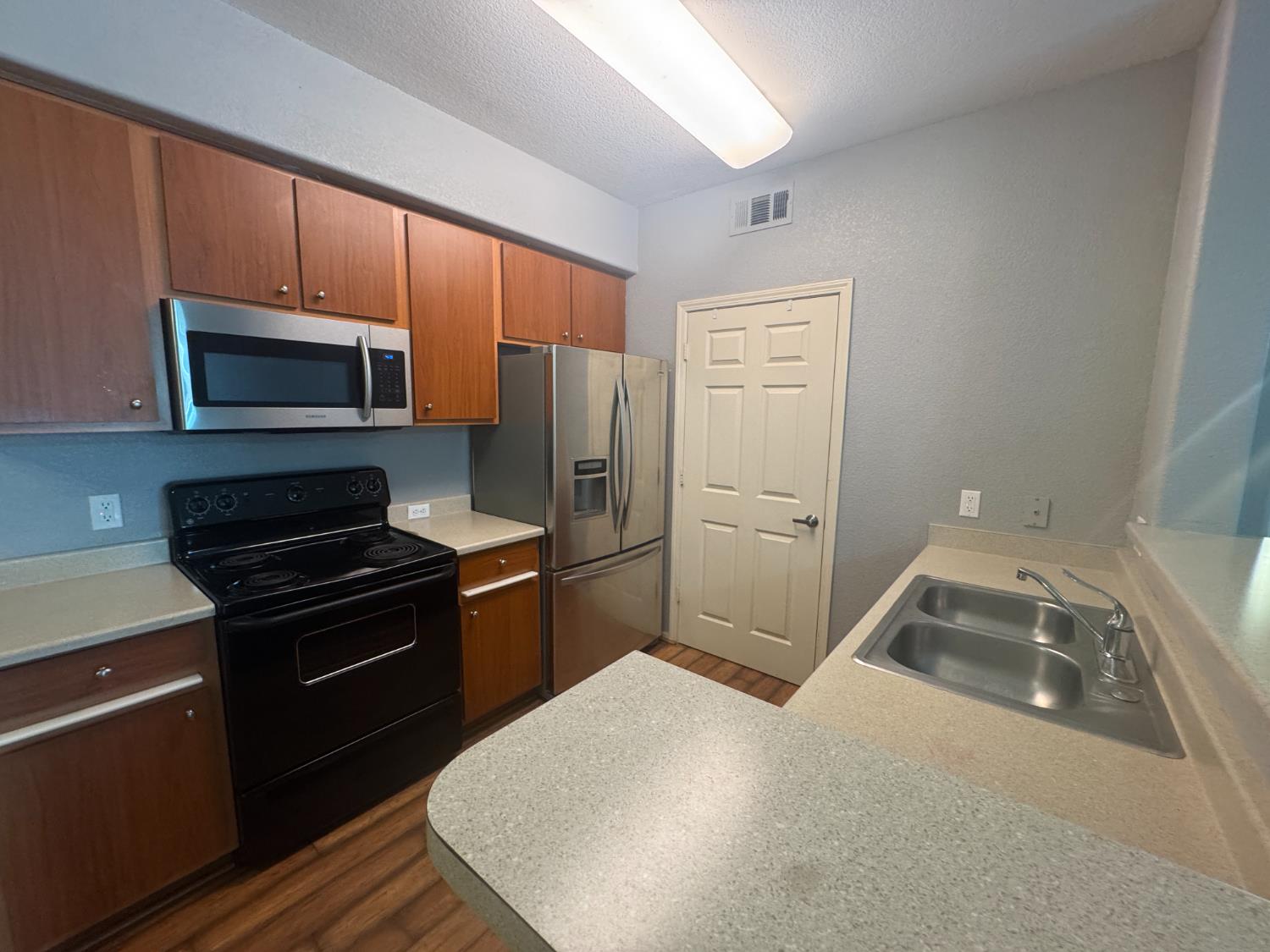 Whitney Ranch Pkwy #1016, Rocklin, California image 1