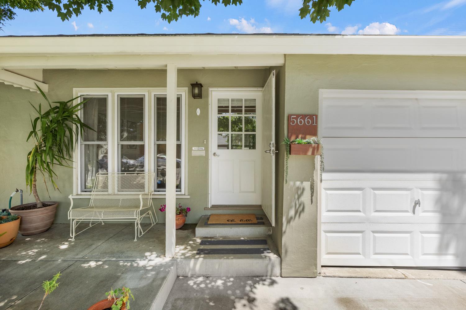La Campana Way, Sacramento, California image 5