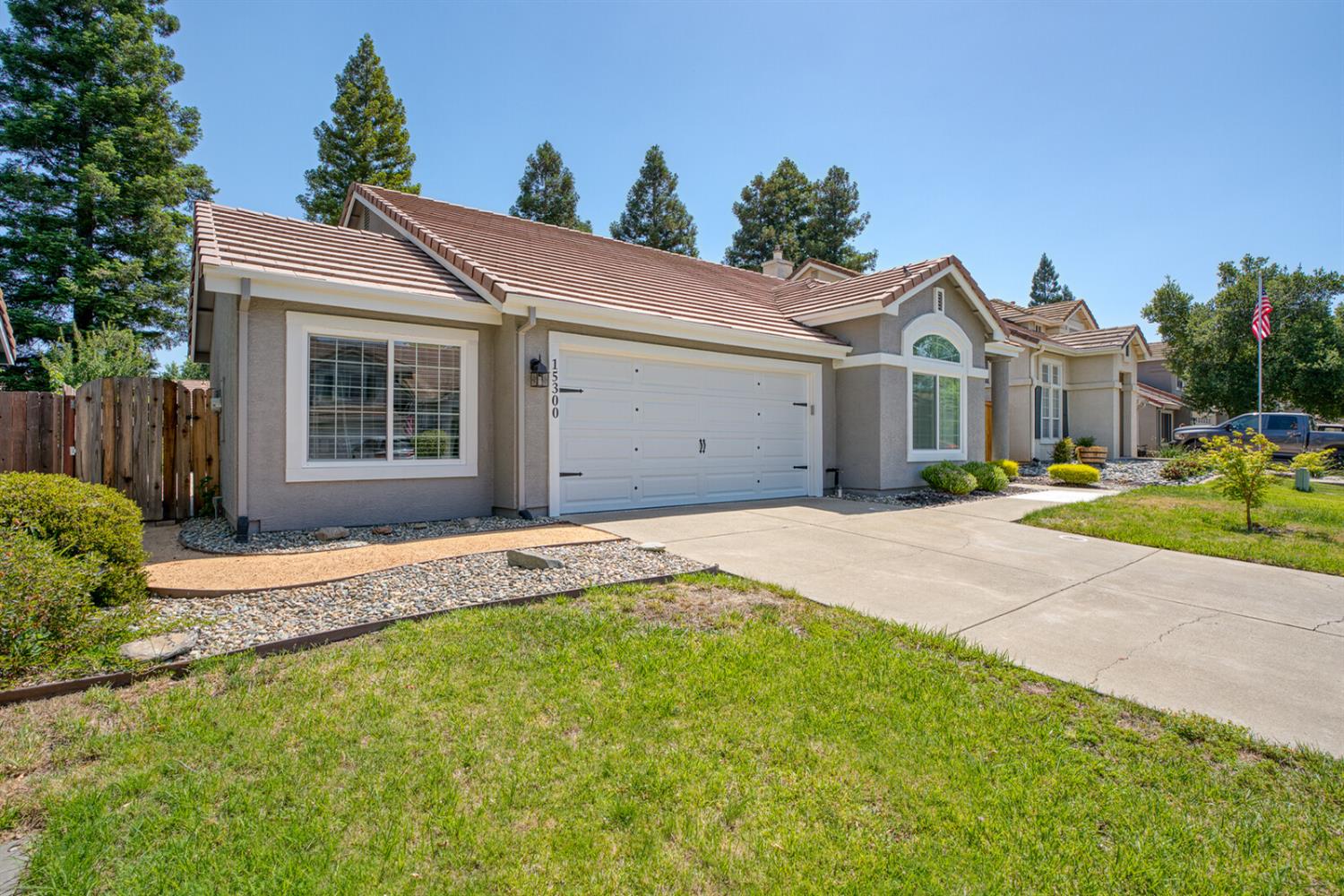 Medella Circle, Rancho Murieta, California image 37
