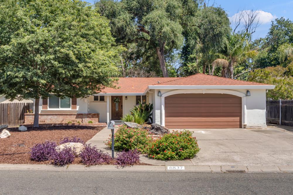 Lincoln Oaks Drive, Fair Oaks, California image 1