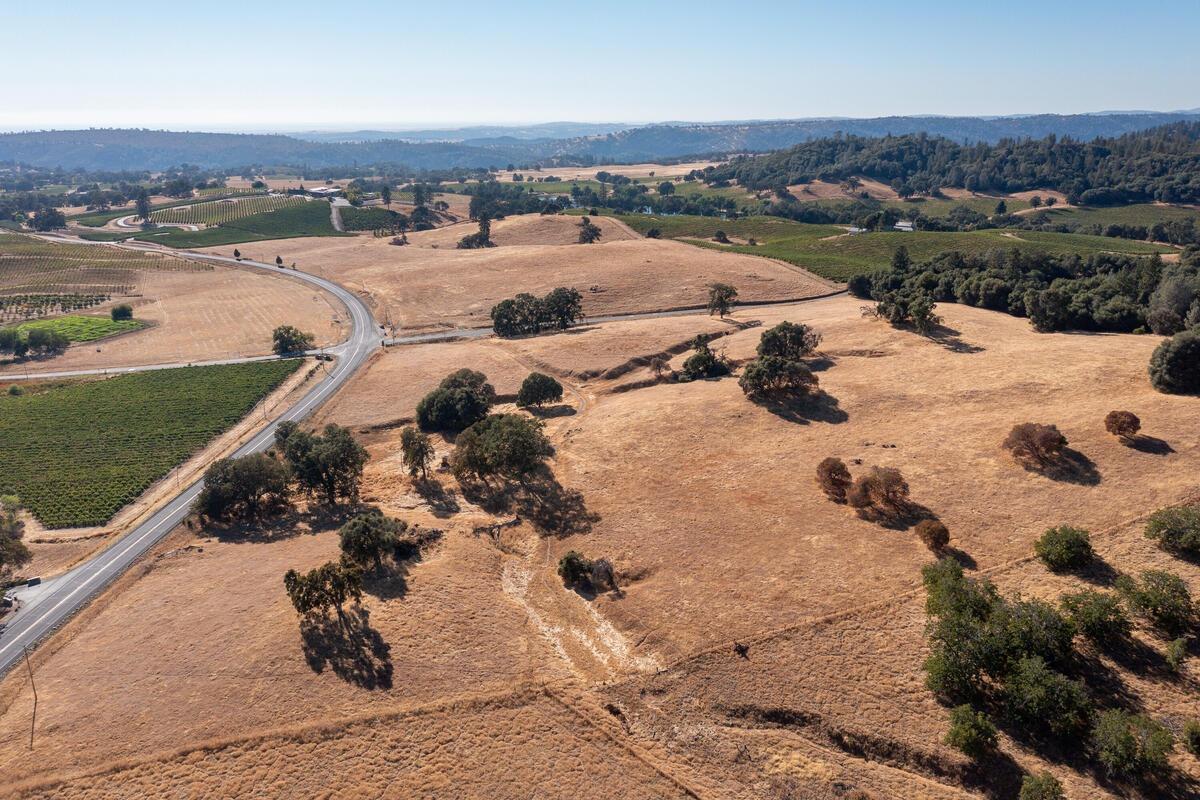 E Shenandoah Road, Plymouth, California image 29