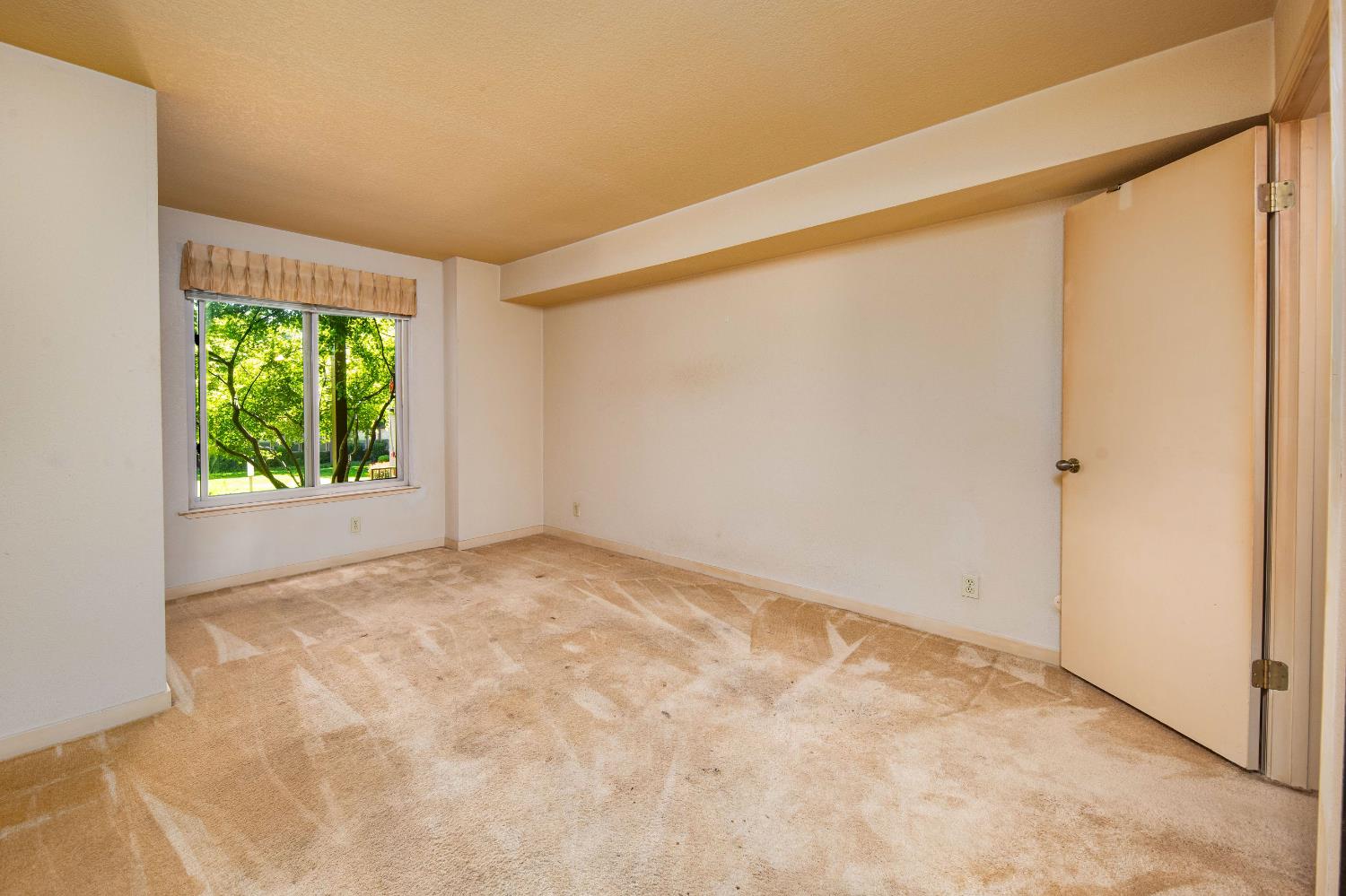 Embarcadero Drive #23, Stockton, California image 6