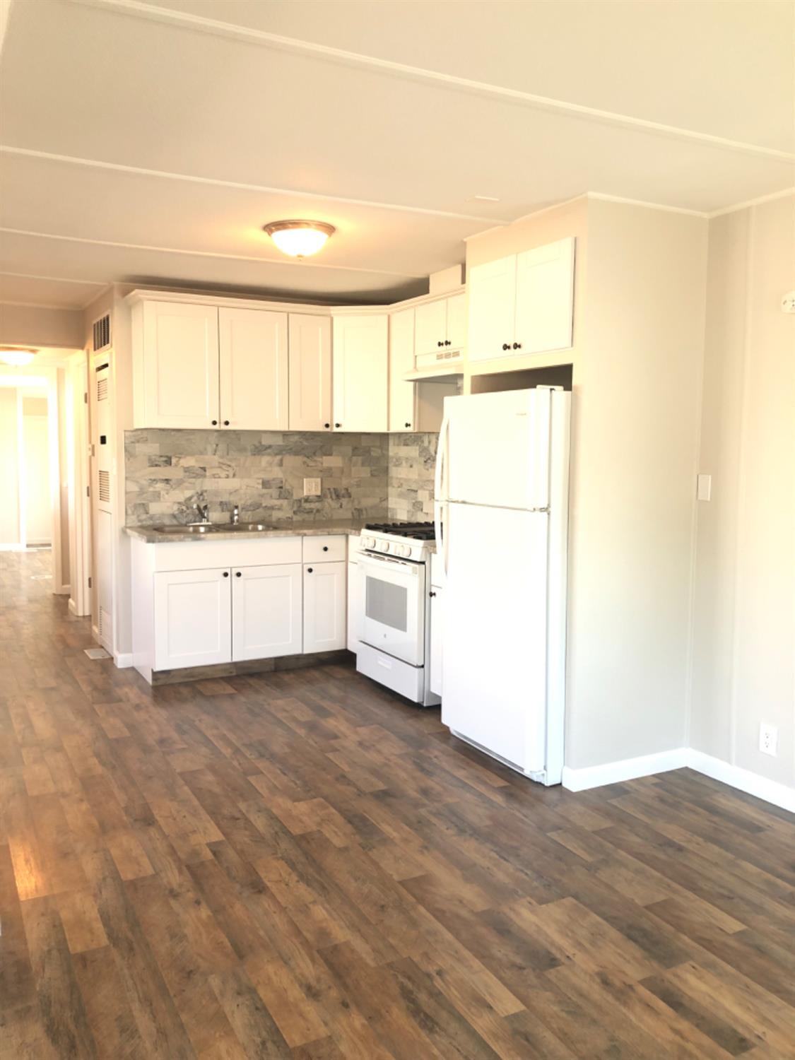 Detail Gallery Image 5 of 22 For 425 20th Century Blvd D3, Turlock,  CA 95380 - 1 Beds | 1 Baths