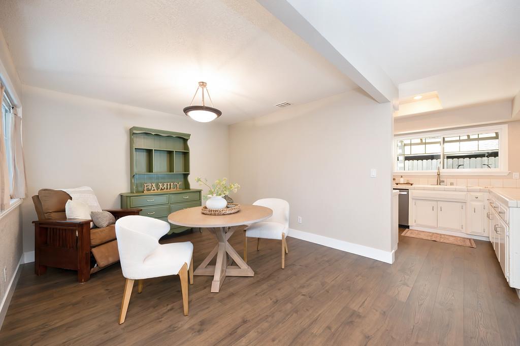 Mallard Lane, Roseville, California image 9